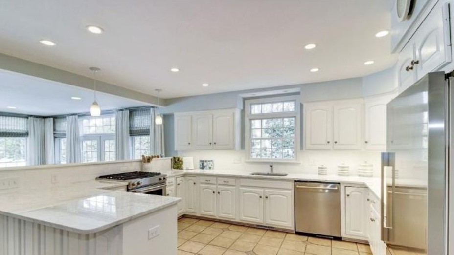 kitchen-before